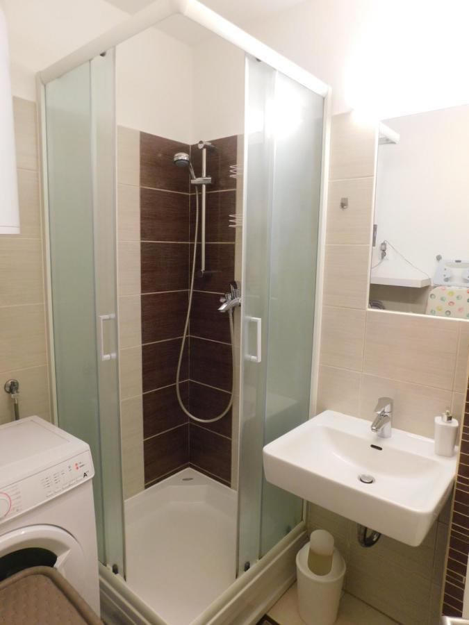 Appartamento Modern Center Studio Under The Castle - Free Parking Lubiana Esterno foto