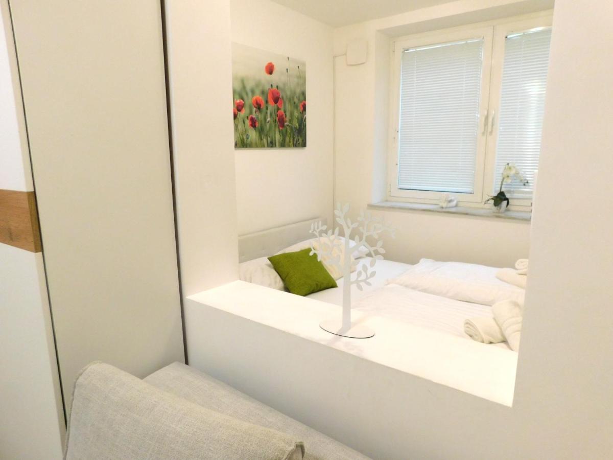 Appartamento Modern Center Studio Under The Castle - Free Parking Lubiana Esterno foto
